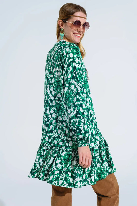 Tie Dye Print Short Dress With Long Sleeves And Lace Trim in Green - Dresses