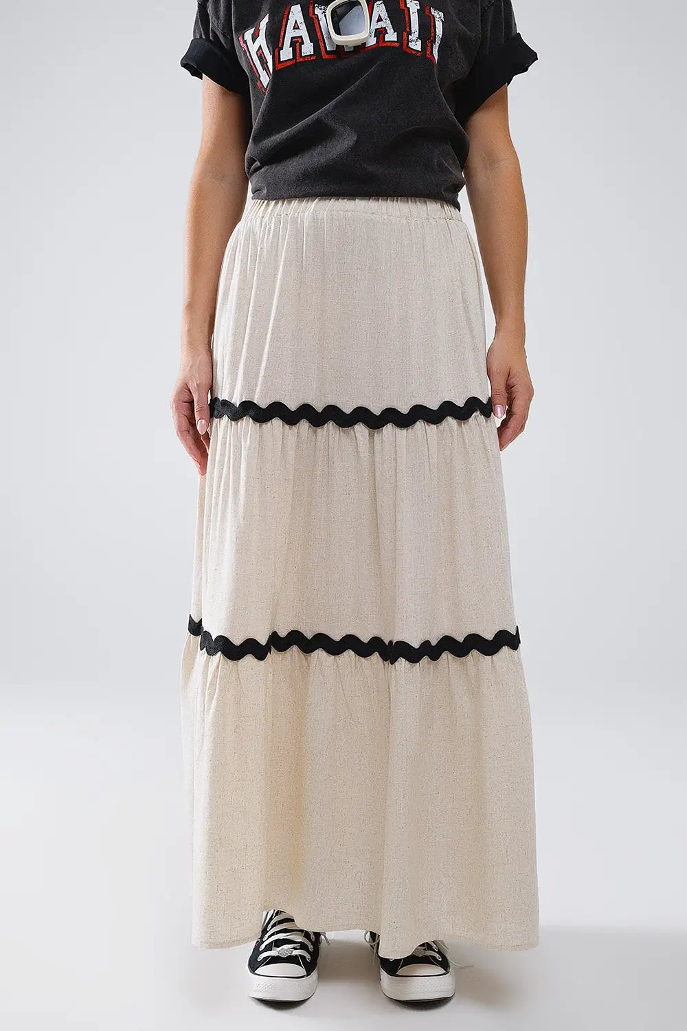 Tiered Linen maxi Skirt With Contrast Scallop Trim in Beige - Skirts