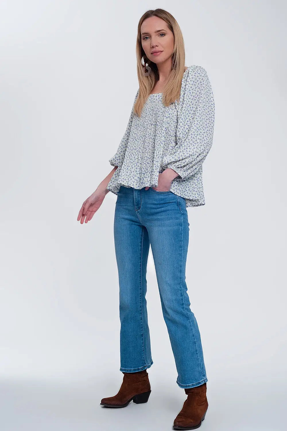 Top à fleurs avec manches bouffantes et encolure carrée bleu - Tops