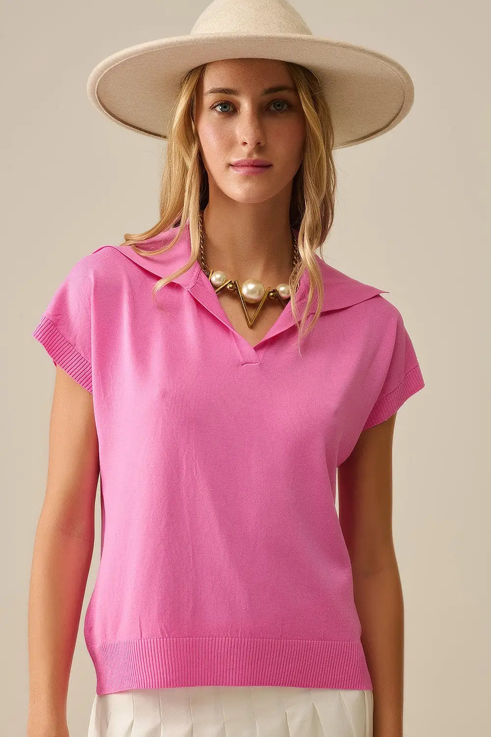Q2 Top à manches courtes de type polo en maille fine Fuchsia