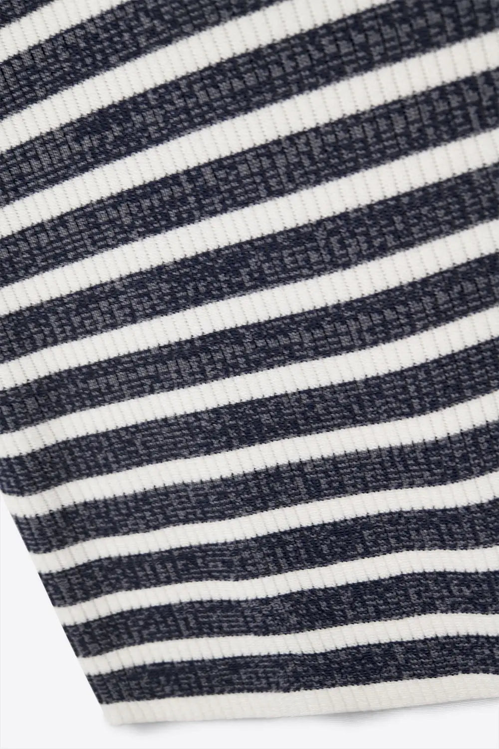 Top bleu marine avec rayures et bretelles blanches - Tops
