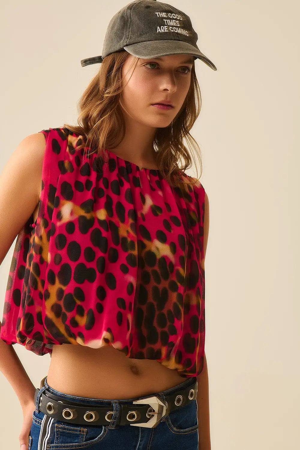 Top court plissé à imprimé animalier en rouge et noir - Tops