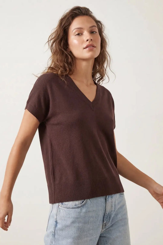 Top en tricot fin et léger avec col en V large marron - One Size / bleu