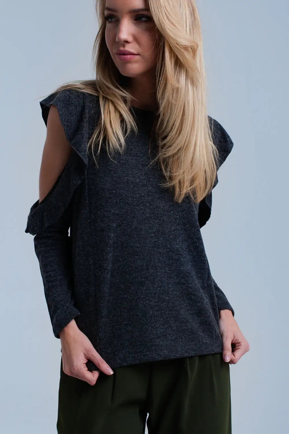 Top gris foncé avec plis et détail ouvert - Tee-Shirt