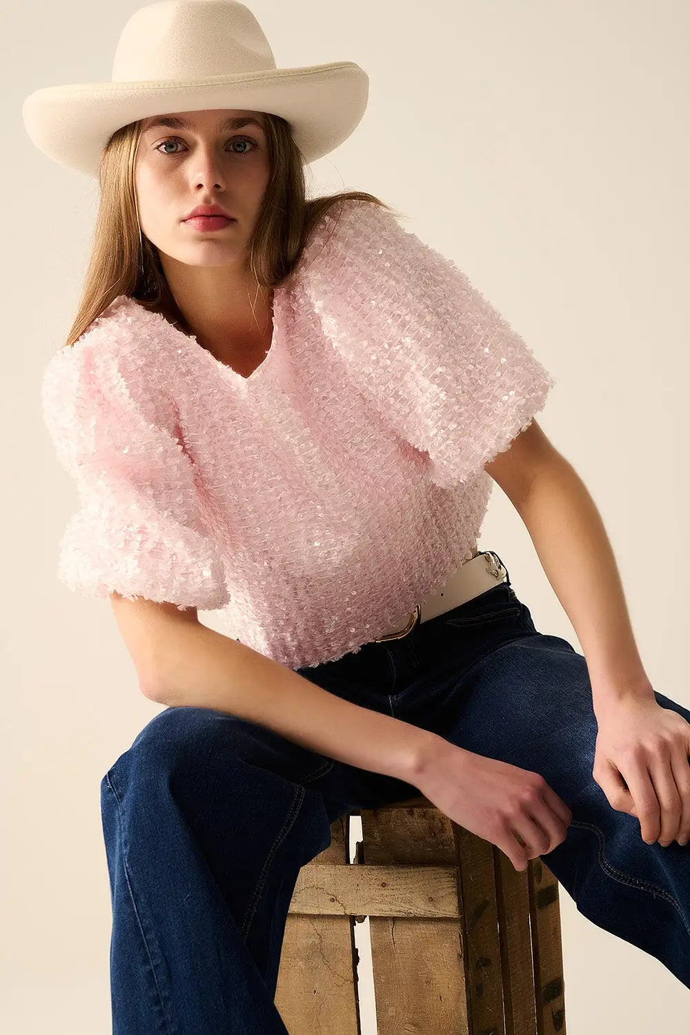 Top rose avec des détails en sequins et des manches bouffantes - Tops