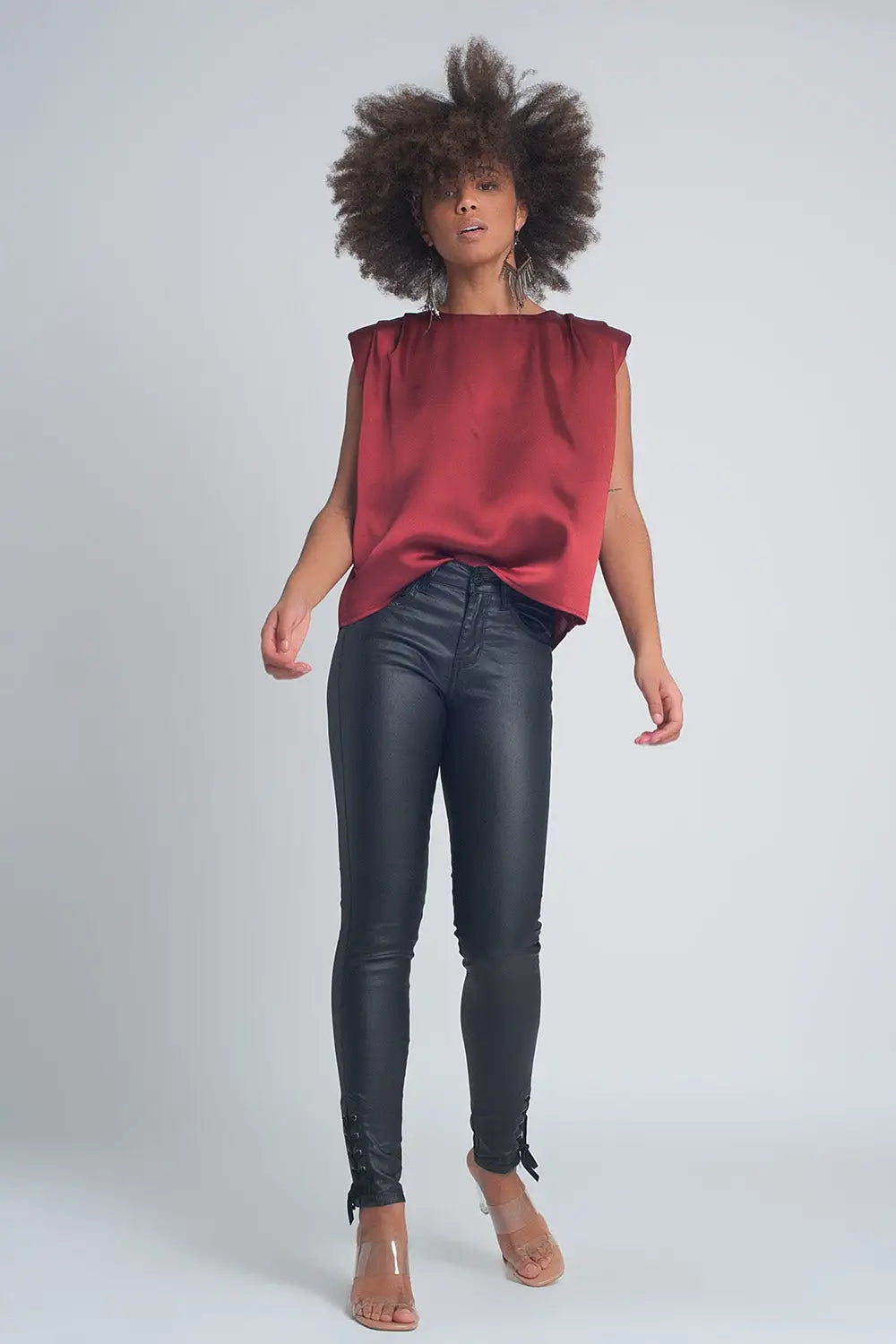 Top sans manches à épaulettes en satin froncé rouge - Tops
