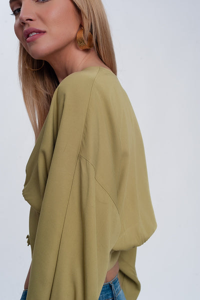 Top with puff sleeves in green