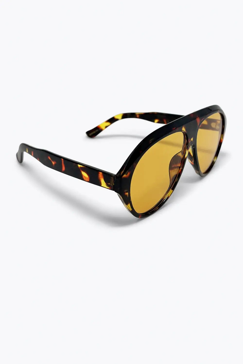 Q2 Tortoise Brown Aviator Sunglasses with Amber Lenses