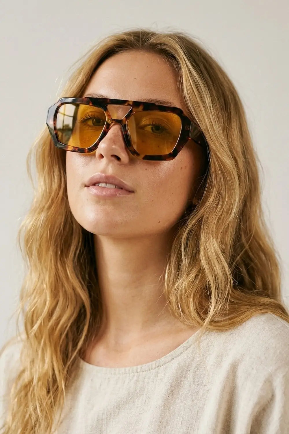 Tortoiseshell Square Frame Sunglasses with Amber Lenses - One Size / Brown