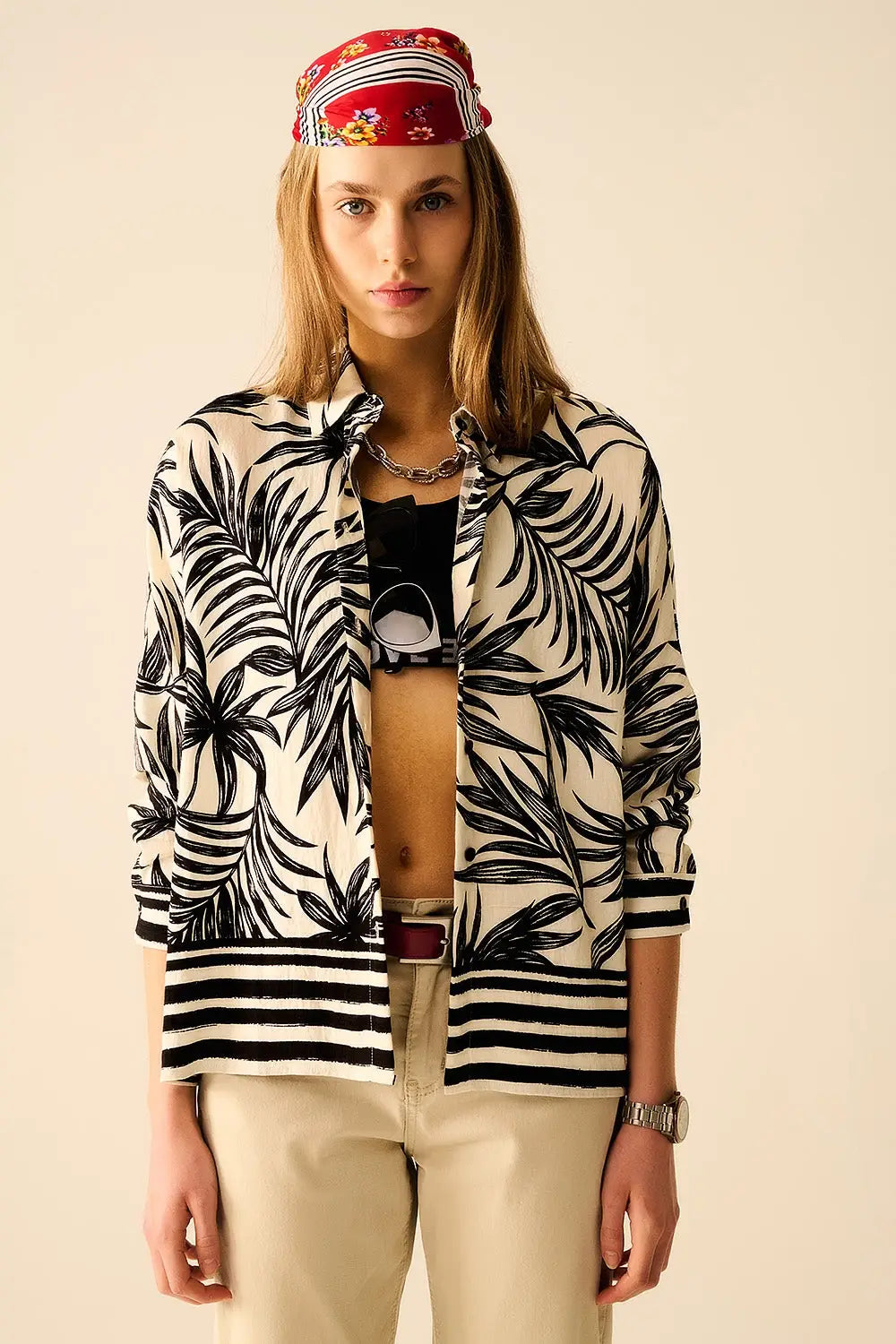 Tropical Motif Blouse Décontractée en Noir et Blanc - Tee-Shirt
