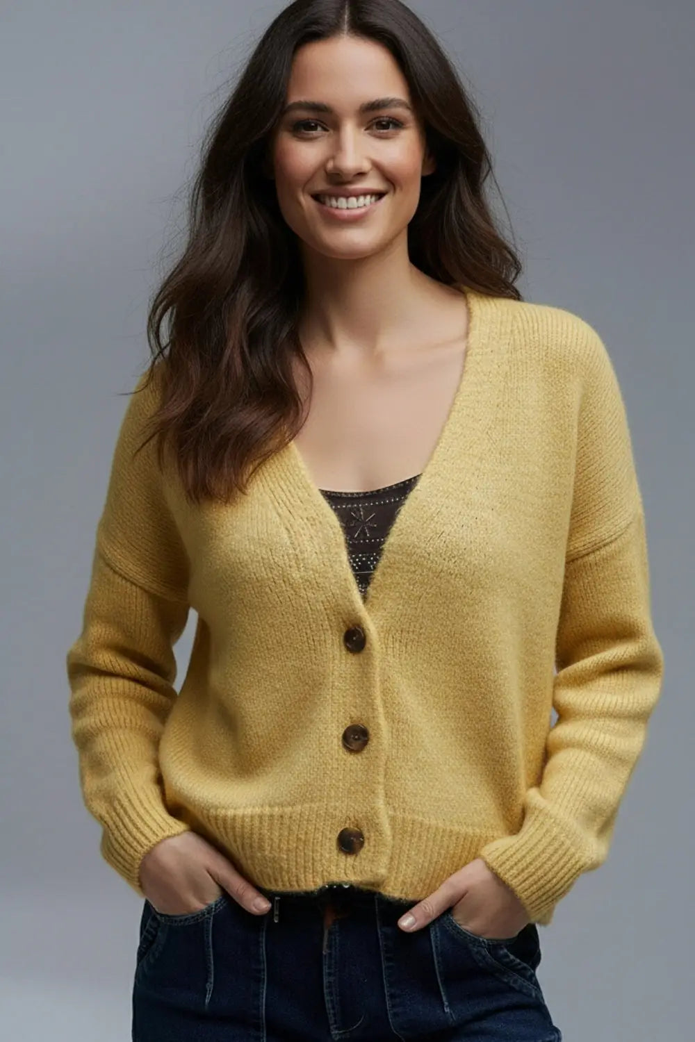 Q2 V-neck Basic yellow Buttoned Cardigan in fluffy knitted