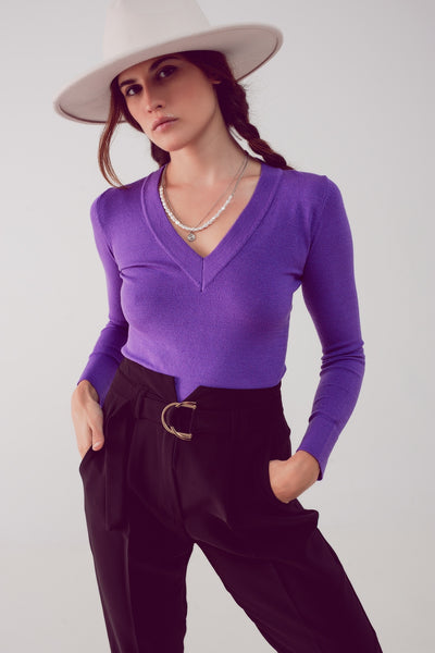 V neck fine knit jumper in purple