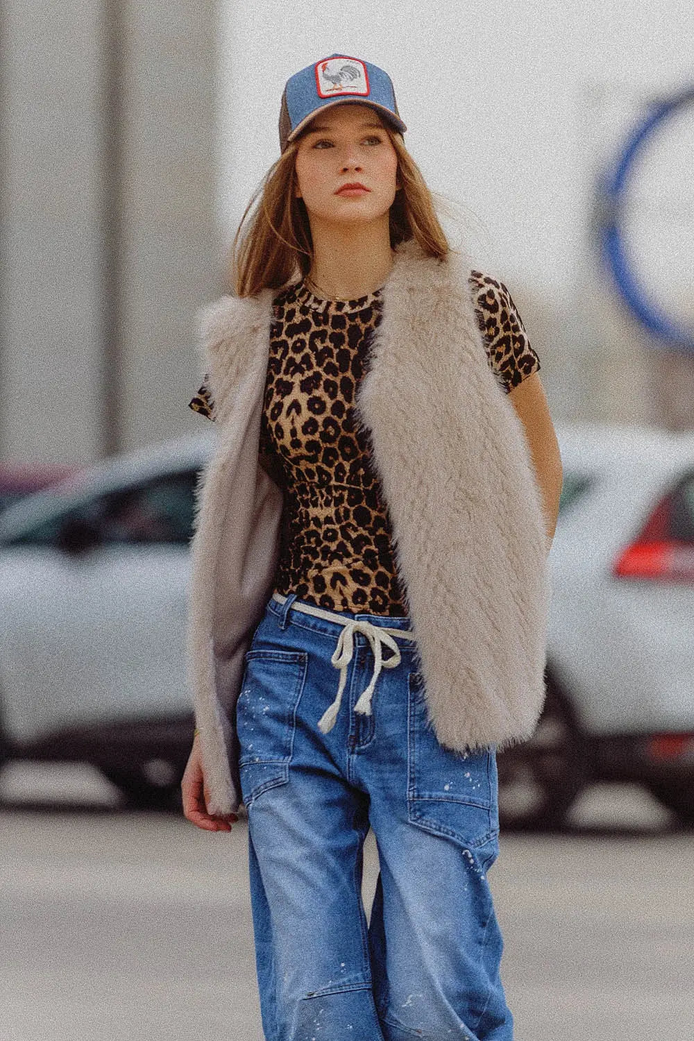 vest in beige in fine fur - Coats and Jackets
