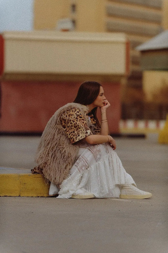 vest in beige in long fur - Coats and Jackets