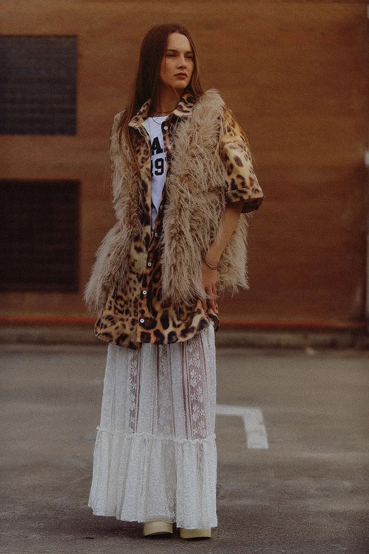 vest in beige in long fur - Coats and Jackets