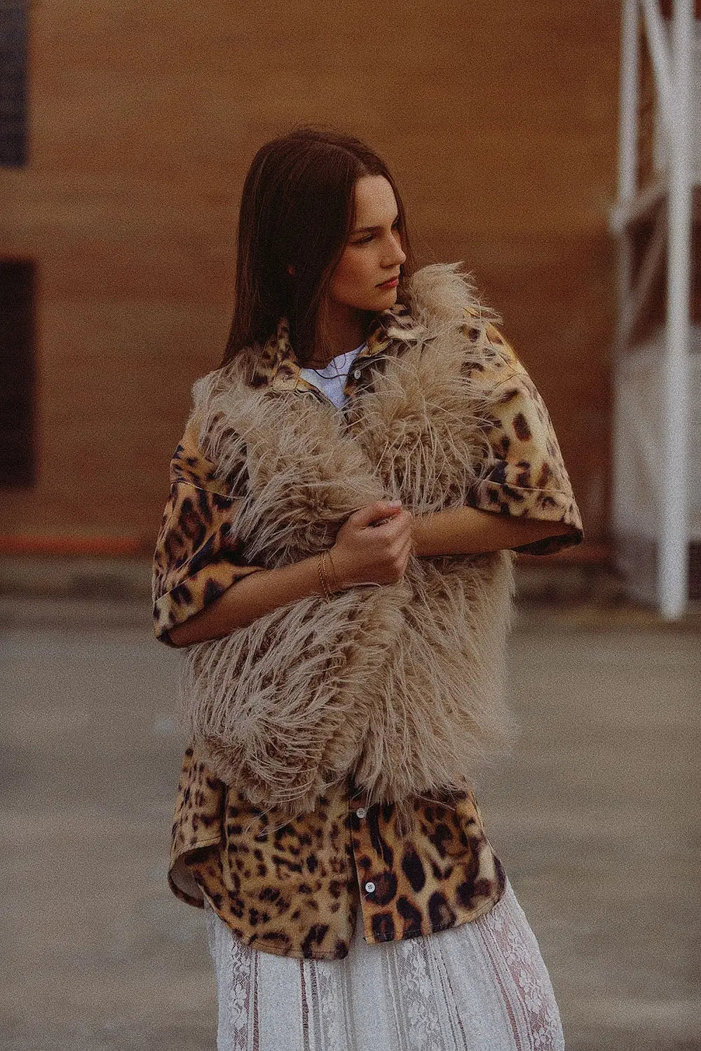 vest in beige in long fur - Coats and Jackets