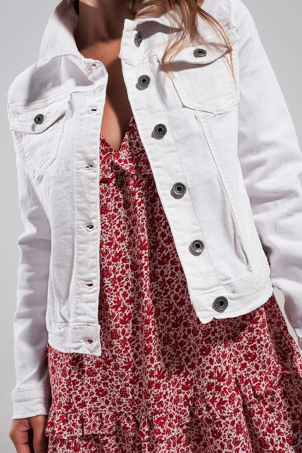 Veste camionneur ajustée en jean de couleur blanche - Vestes