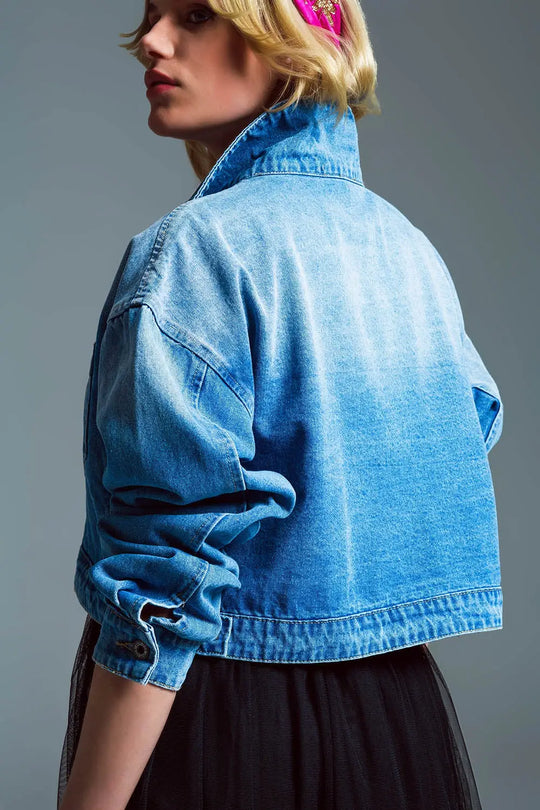 Veste en jean cropped oversized avec fermeture éclair et col montant - Vestes