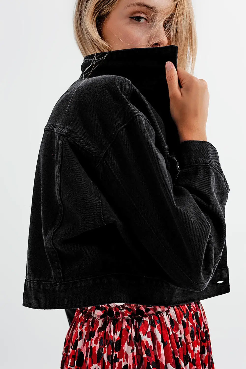Veste noir en denim à franges ornées de strass - Vestes