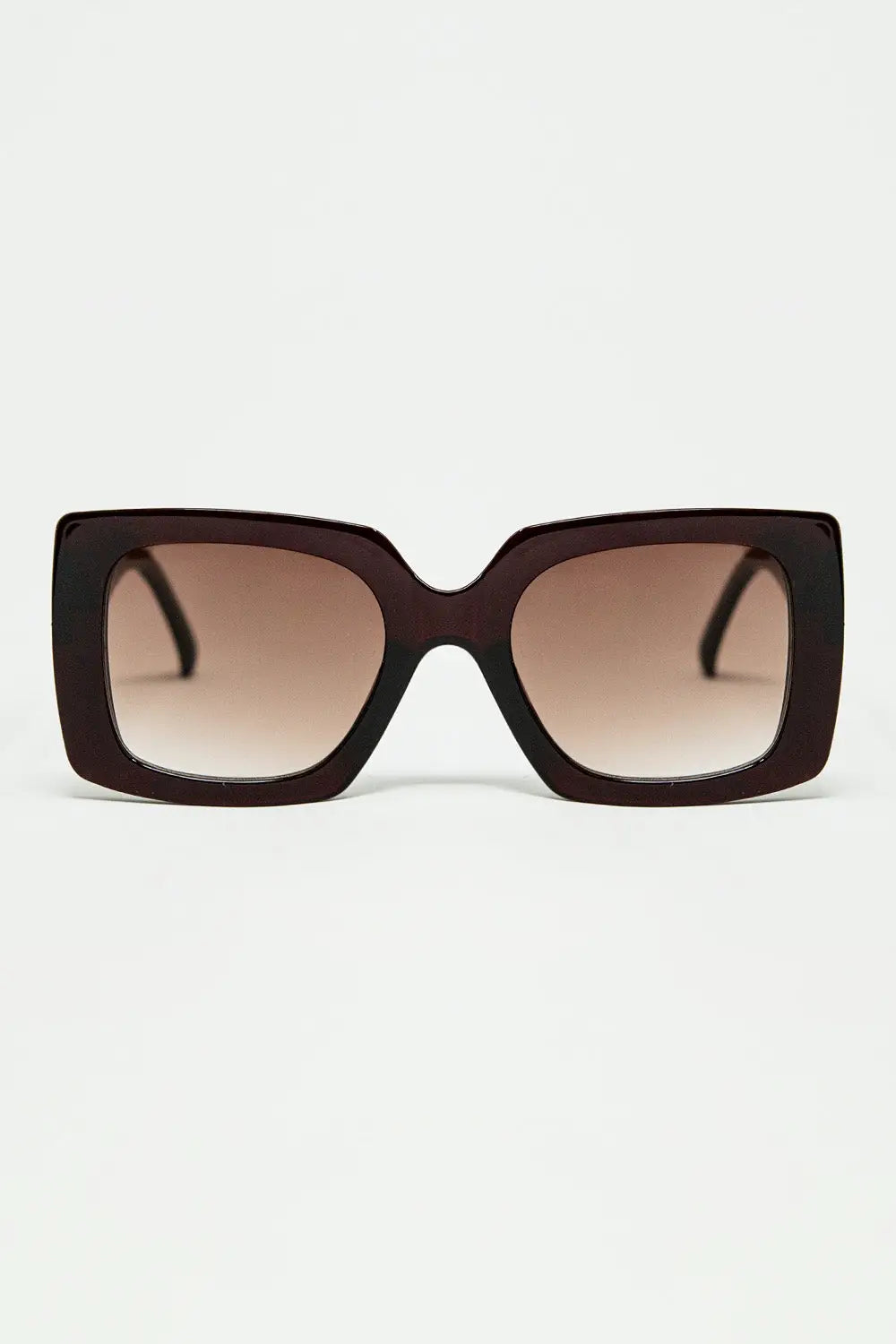 Q2 vintage silhouette sunglasses with a subtle angled cat-eye in burgundy