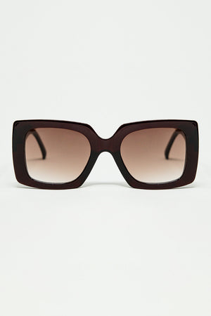 Q2 vintage silhouette sunglasses with a subtle angled cat-eye in burgundy