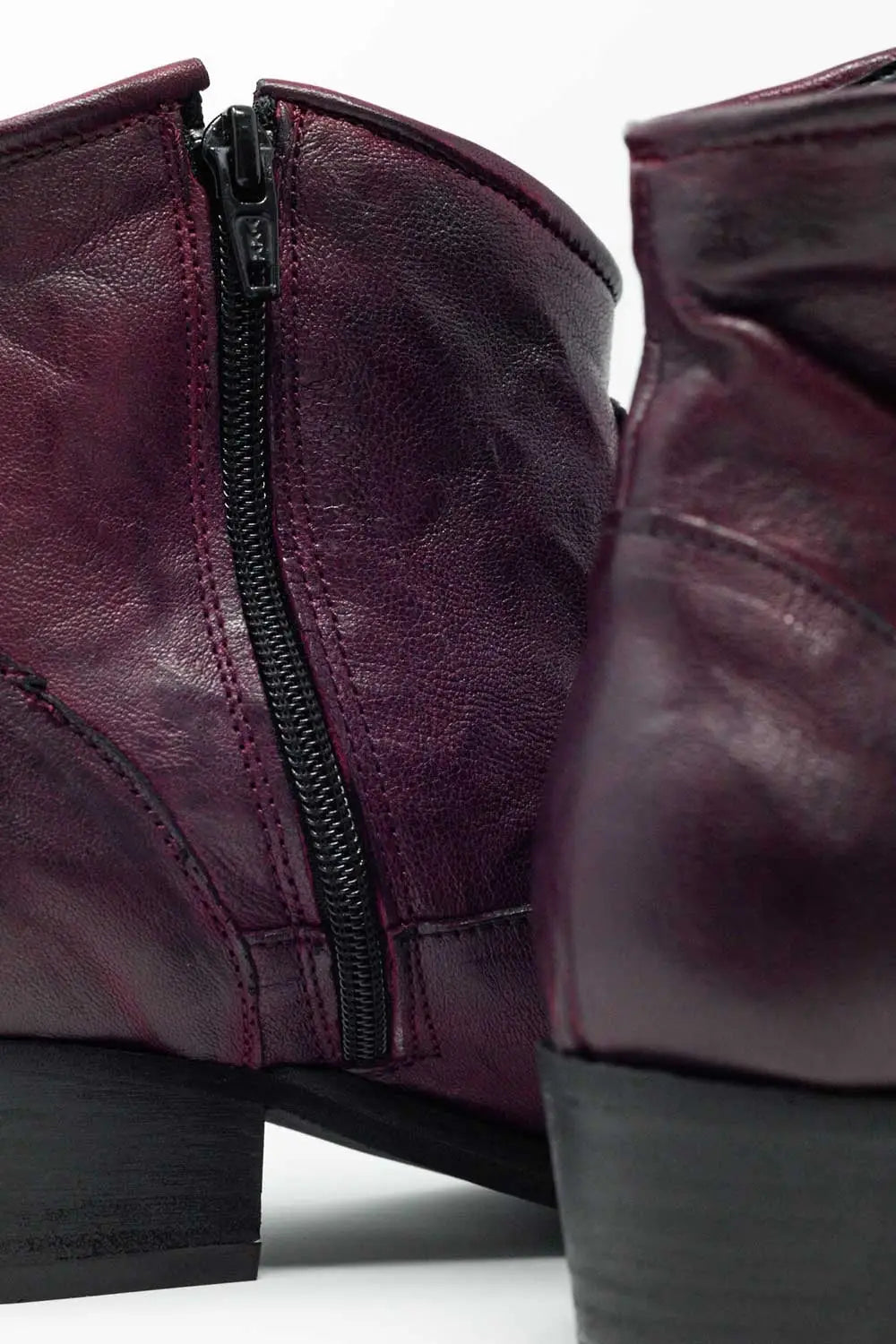 Western sock boots in maroon with detail on the side - Shoes