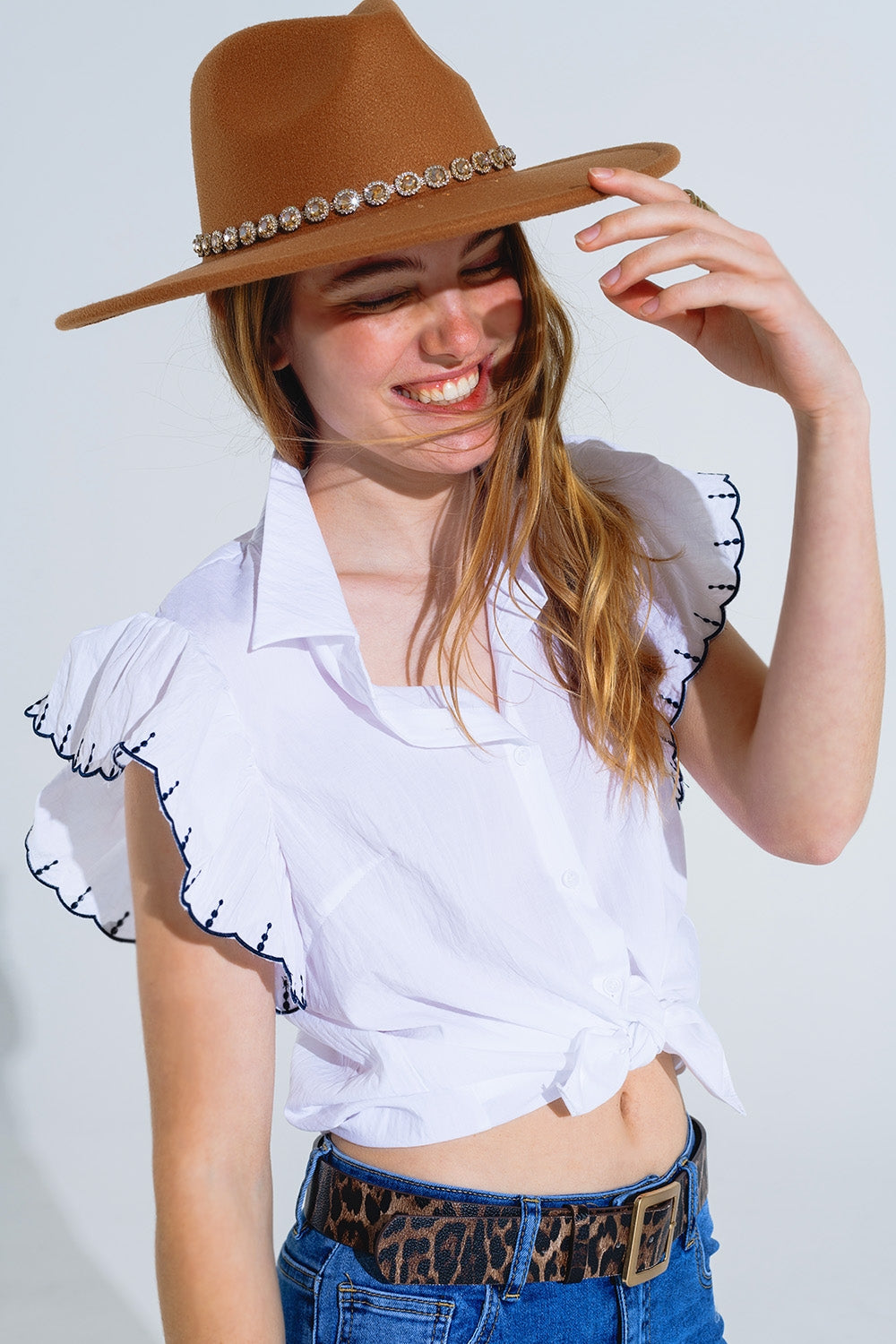 Q2 White Button Up Shirt With Polo Collar And Ruffled Sleeves With Black Trim