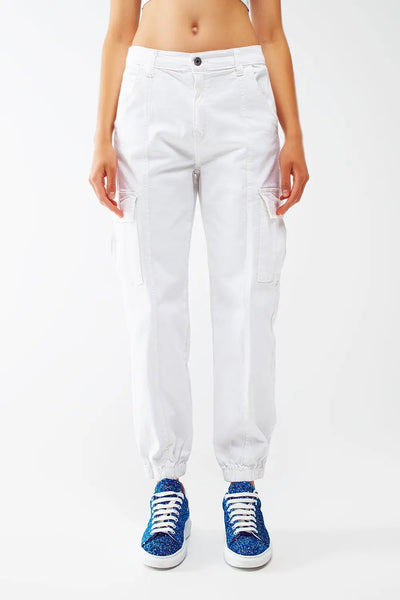 Q2 white cargo pants with elasticated waist and hem