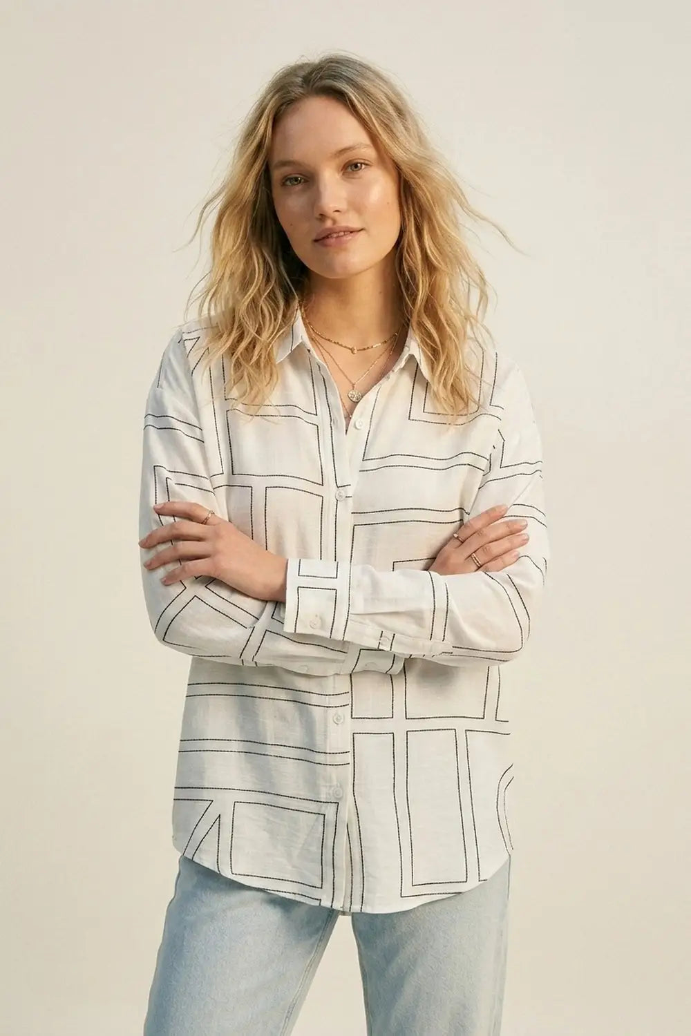 Q2 White Geometric Print Relaxed Fit Button-Up Shirt