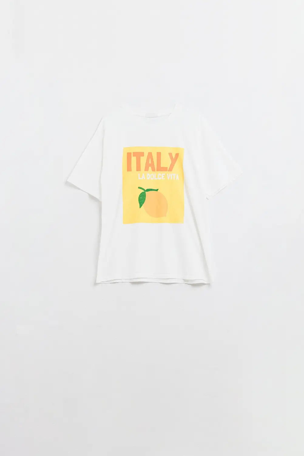 White Italy Dolce Vita T-shirt With Lemon Graphic Print - One Size / White - Tops