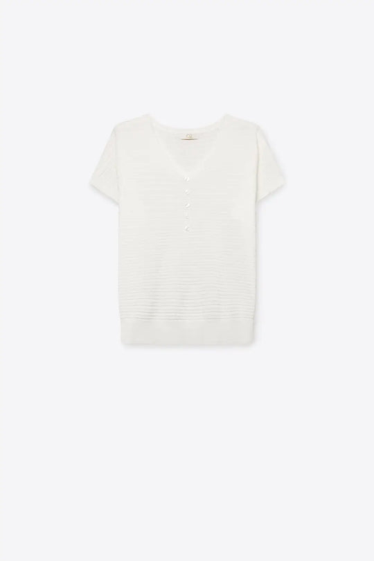Q2 White Knit V-Neck Button-Front sweater