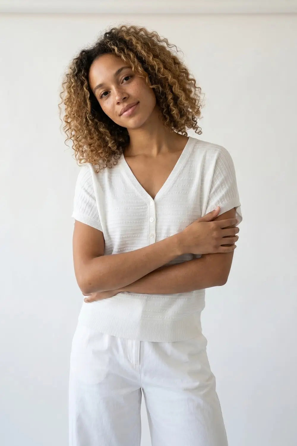 White Knit V-Neck Button-Front sweater - One Size / White