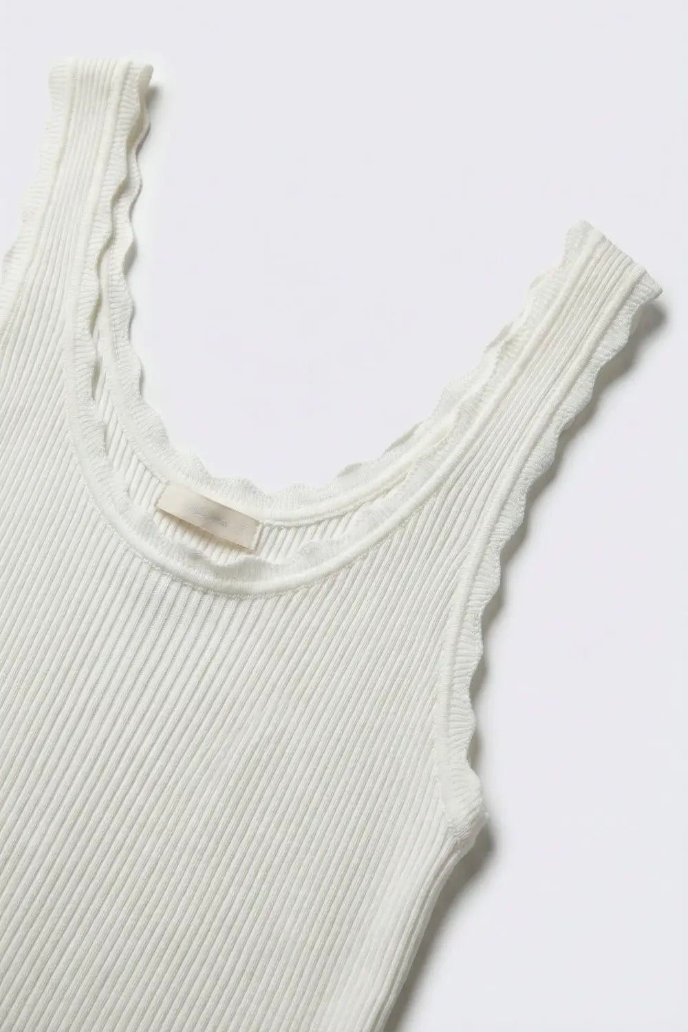 White Ribbed Knit Tank Top with Scalloped Edges - One Size / White