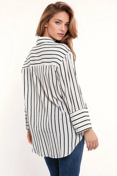 White shirt with black stripes and chest pockets - One Size / White - Shirts