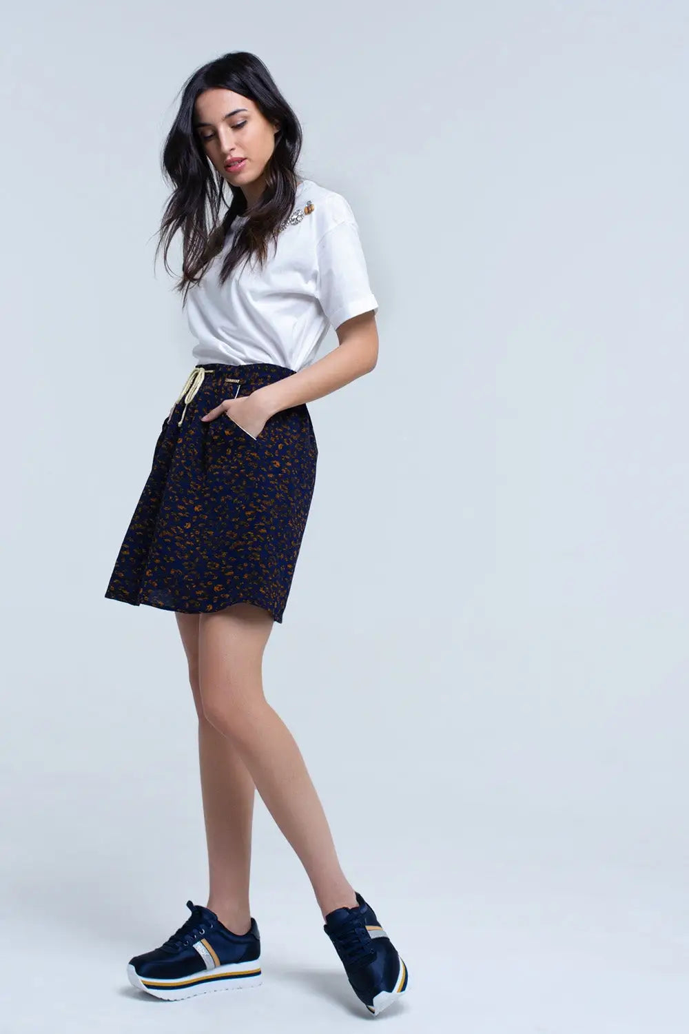 White t-shirt with crystal - Tops