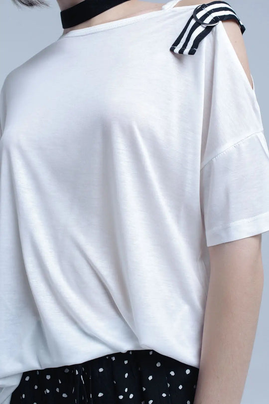 White t-shirt with one open shoulder - Tops