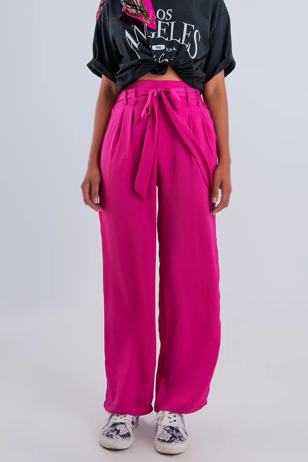 Wide leg belted pants in fuchsia - Pants