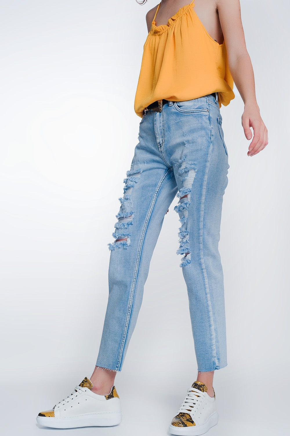 wide leg cropped raw hem jeans in blue colour