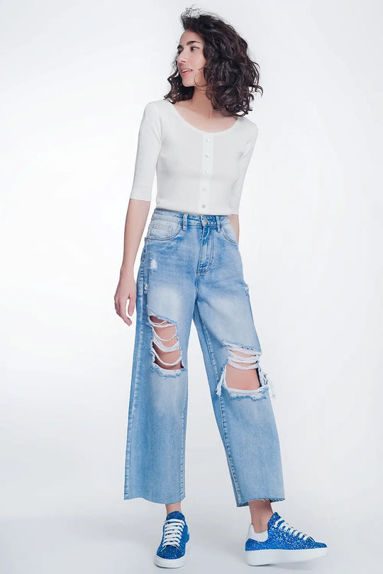 wide leg cropped raw hem jeans in light blue - Jeans