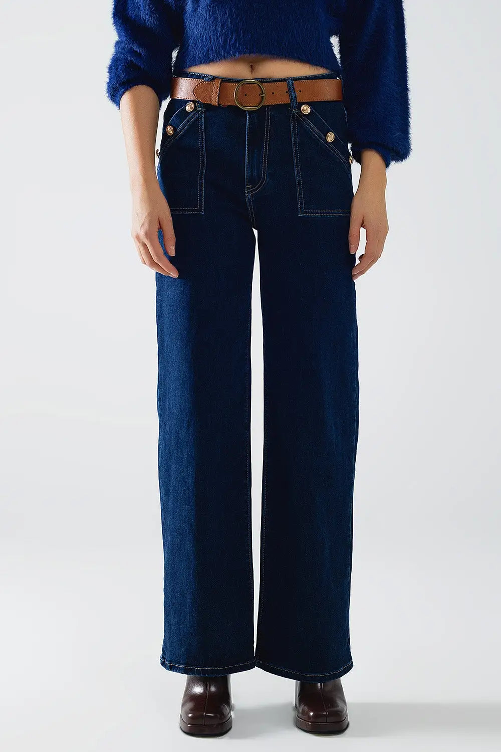 Wide leg jeans with 3 button detail - Jeans