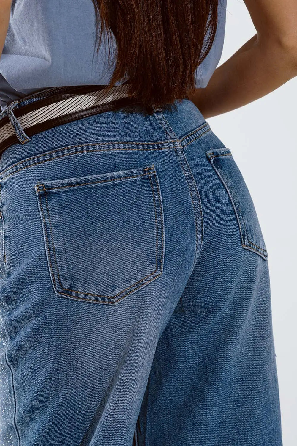 Wide Leg Jeans With Exposed Buttons And Stras Details in Mid Wash - Jeans
