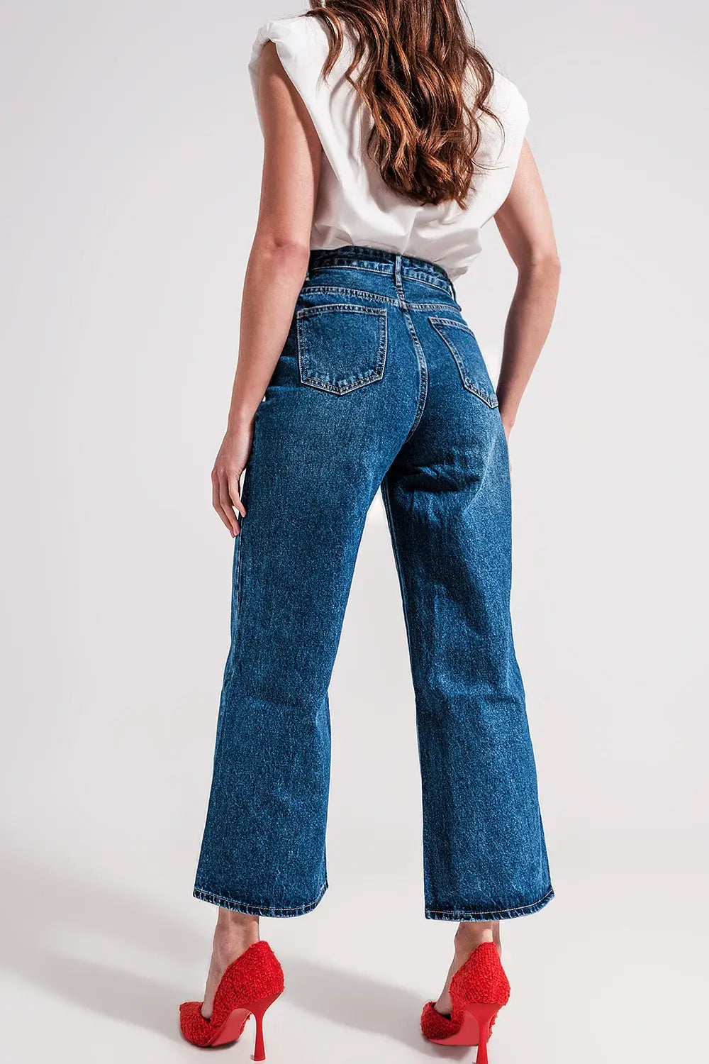 Wide leg jeans with exposed buttons - Jeans