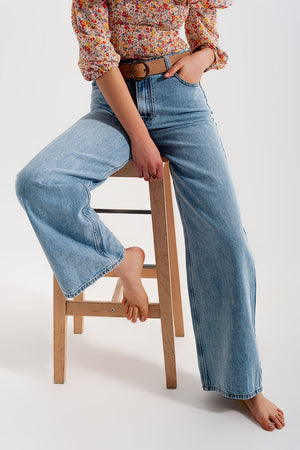 Q2 Wide leg jeans with high waist in light blue