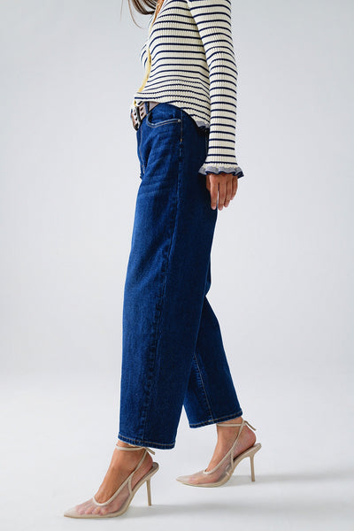 Wide Leg Mom Jeans In Mid Wash