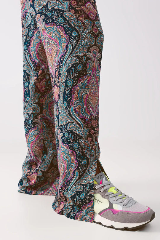 Wide leg pants in navy paisley print - Pants