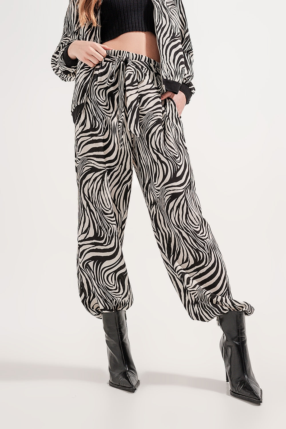 Wide leg trousers in zebra print