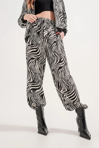 Wide leg trousers in zebra print - Pants
