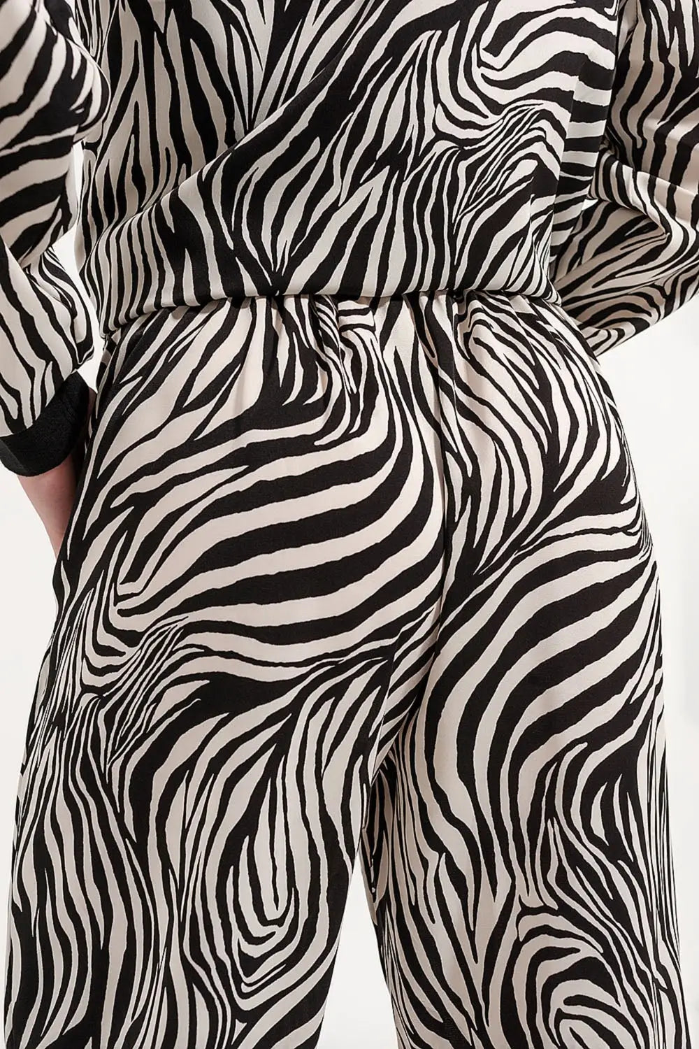 Wide leg trousers in zebra print - Pants