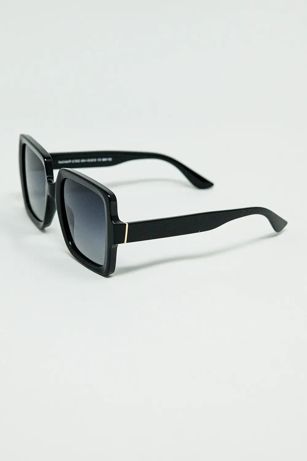 Wide square frame sunglasses with gold detail on the temples - One Size / Black