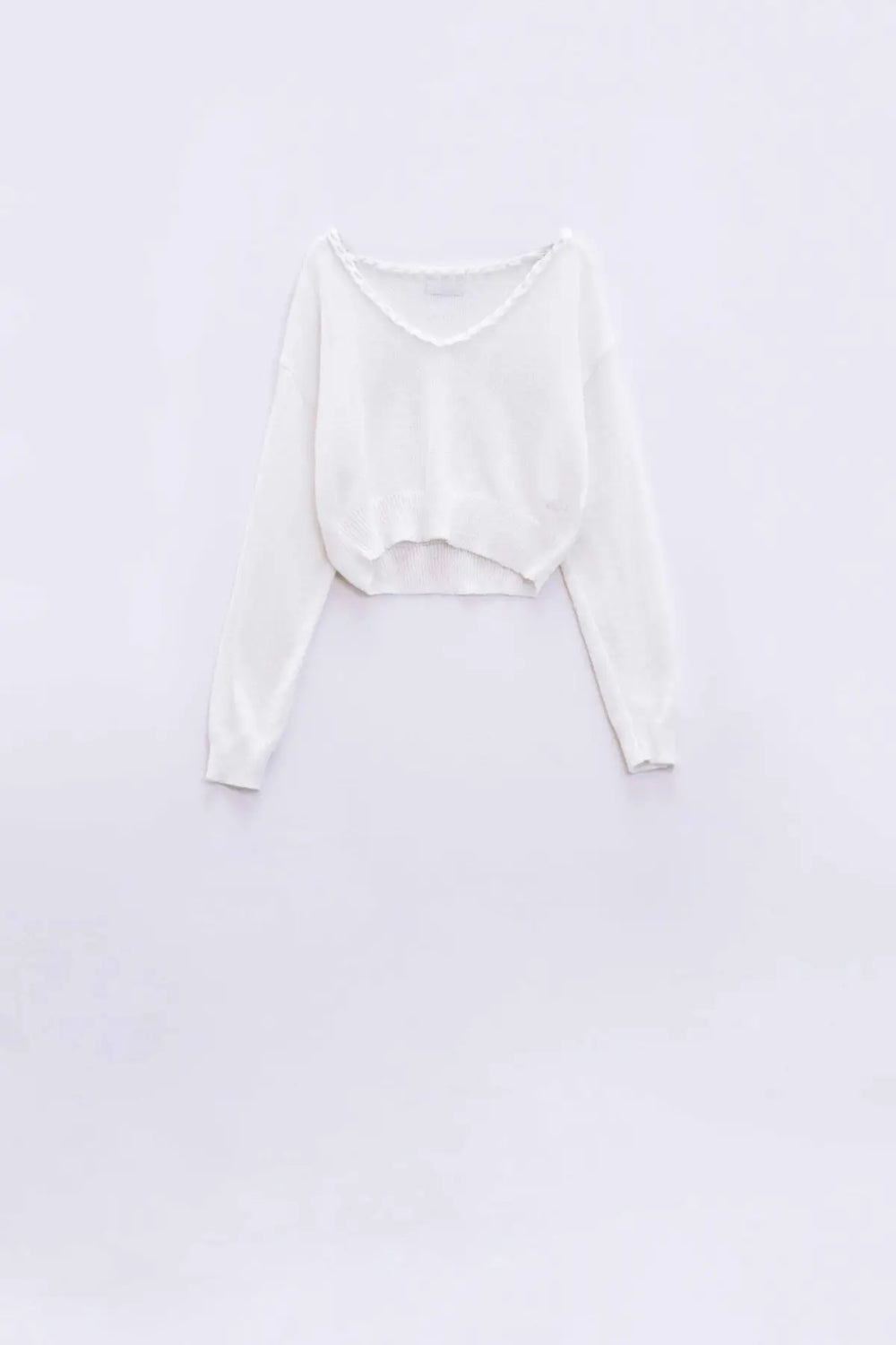 Wide V-neck cream Sweater With Braided Detail - One Size / Beige - Sweaters
